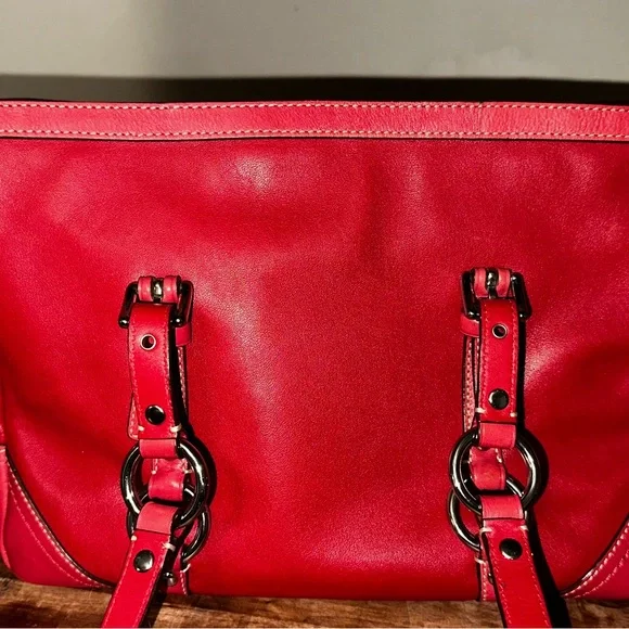 Coach Vibrant Red Leather Shoulder Bag - Picture 2 of 4